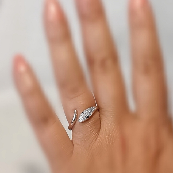 White sapphire black spinel gemstone sterling silver snake ring serpent - Picture 6 of 7